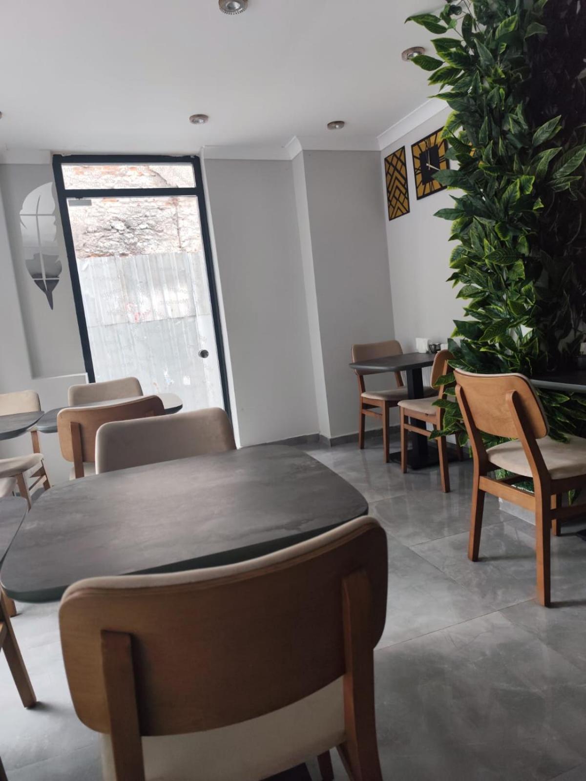 Moonlight Hotel Истанбул Екстериор снимка